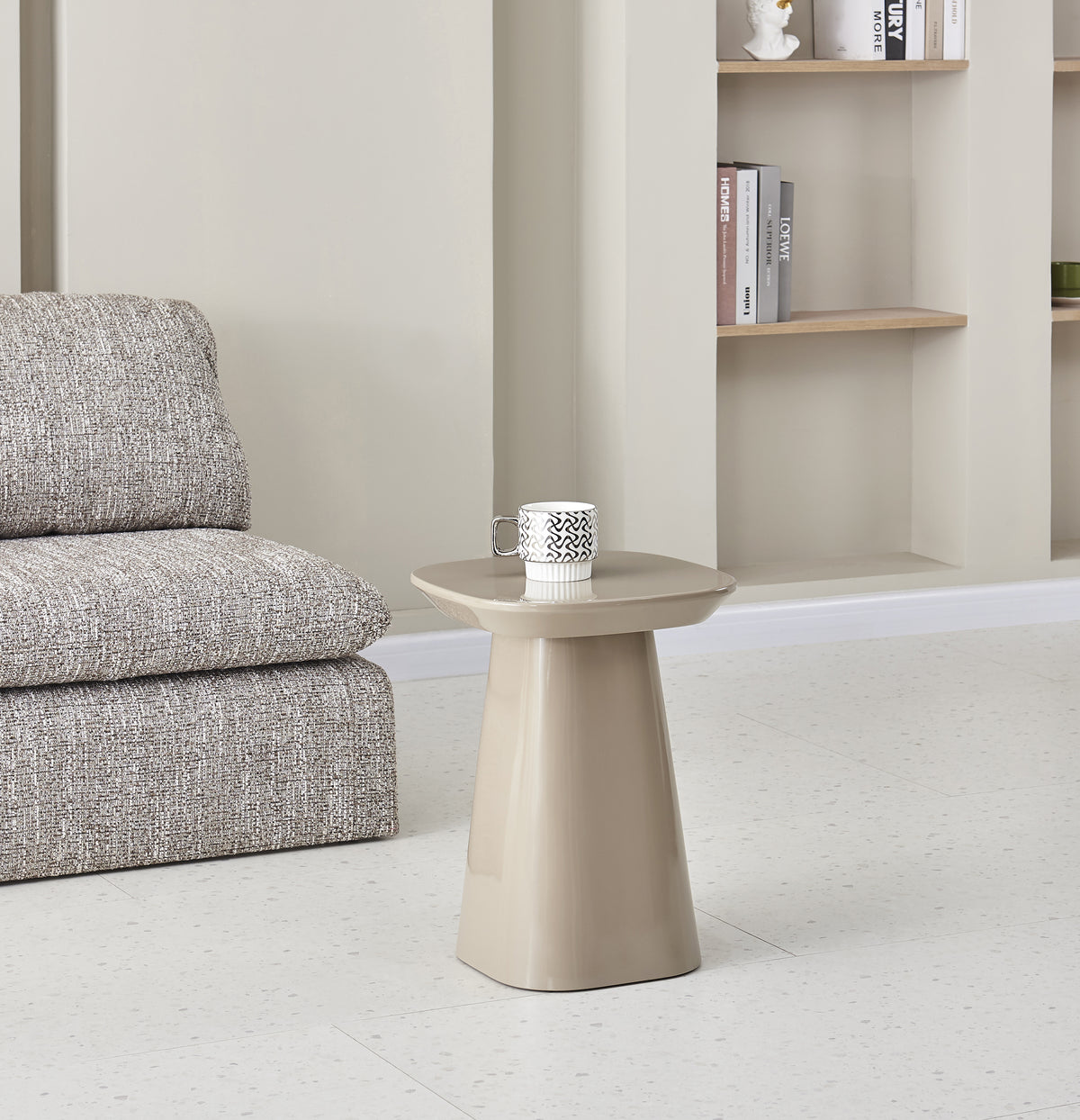 Table d'appoint Corriar 35x35 cm beige finition haute brillance