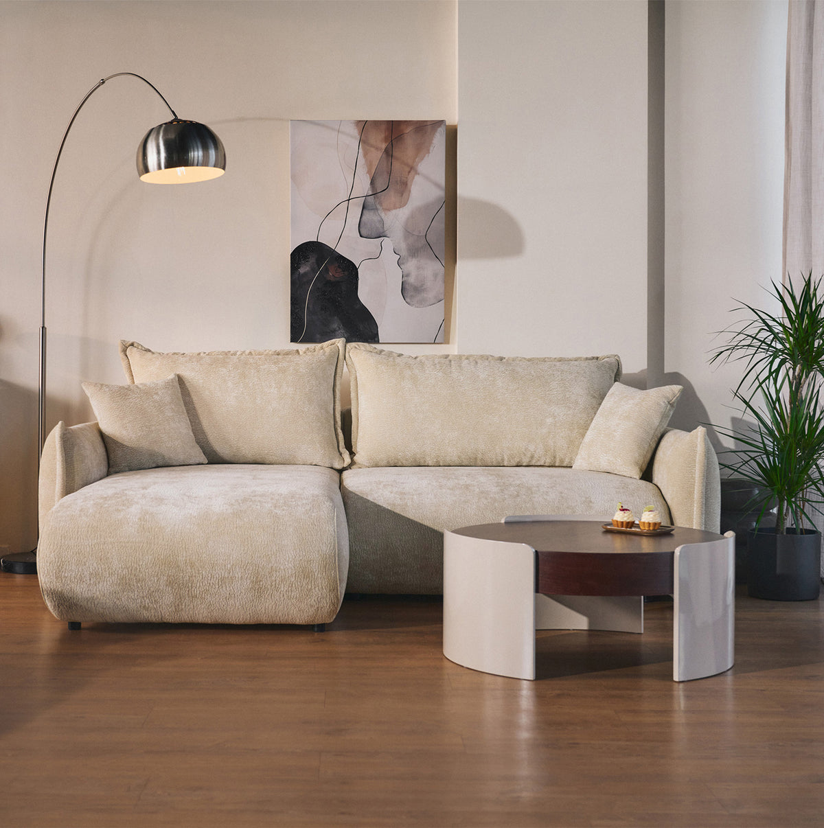 Canapé d'angle Cushi avec fonction couchage, forme en L gauche, avec coffre de rangement, en chenille beige