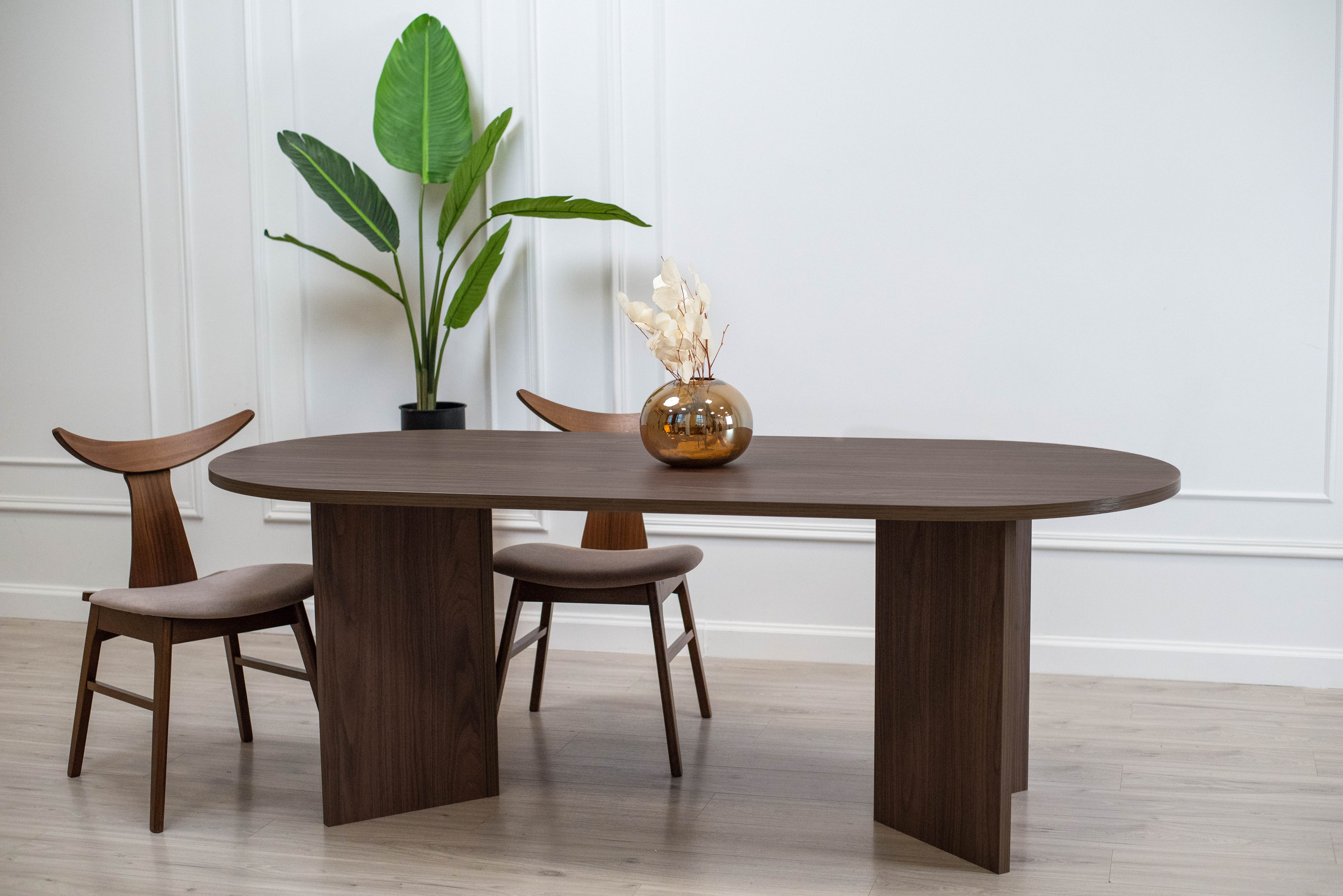 Ovaler Esstisch Ovo 204 cm Wisconsin Nussbaum