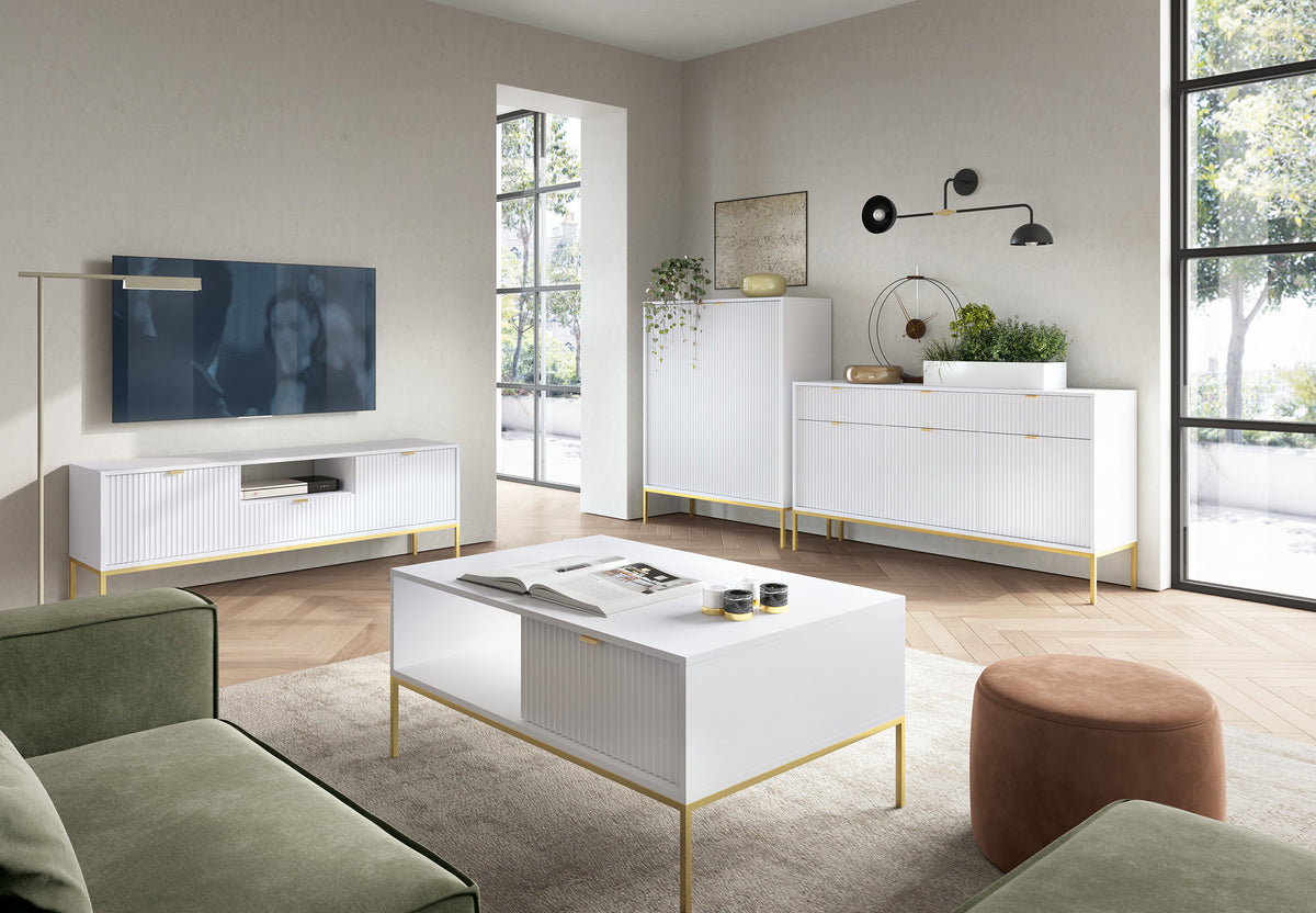 Commode 3 portes Vellore 154 cm blanche avec façades rainurées et structure dorée