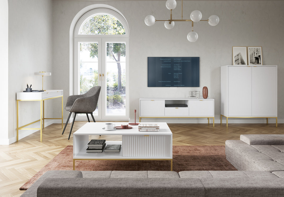 TV-Schrank Vellore 154 cm weiß mit gerillten Fronten und goldenem Gestell