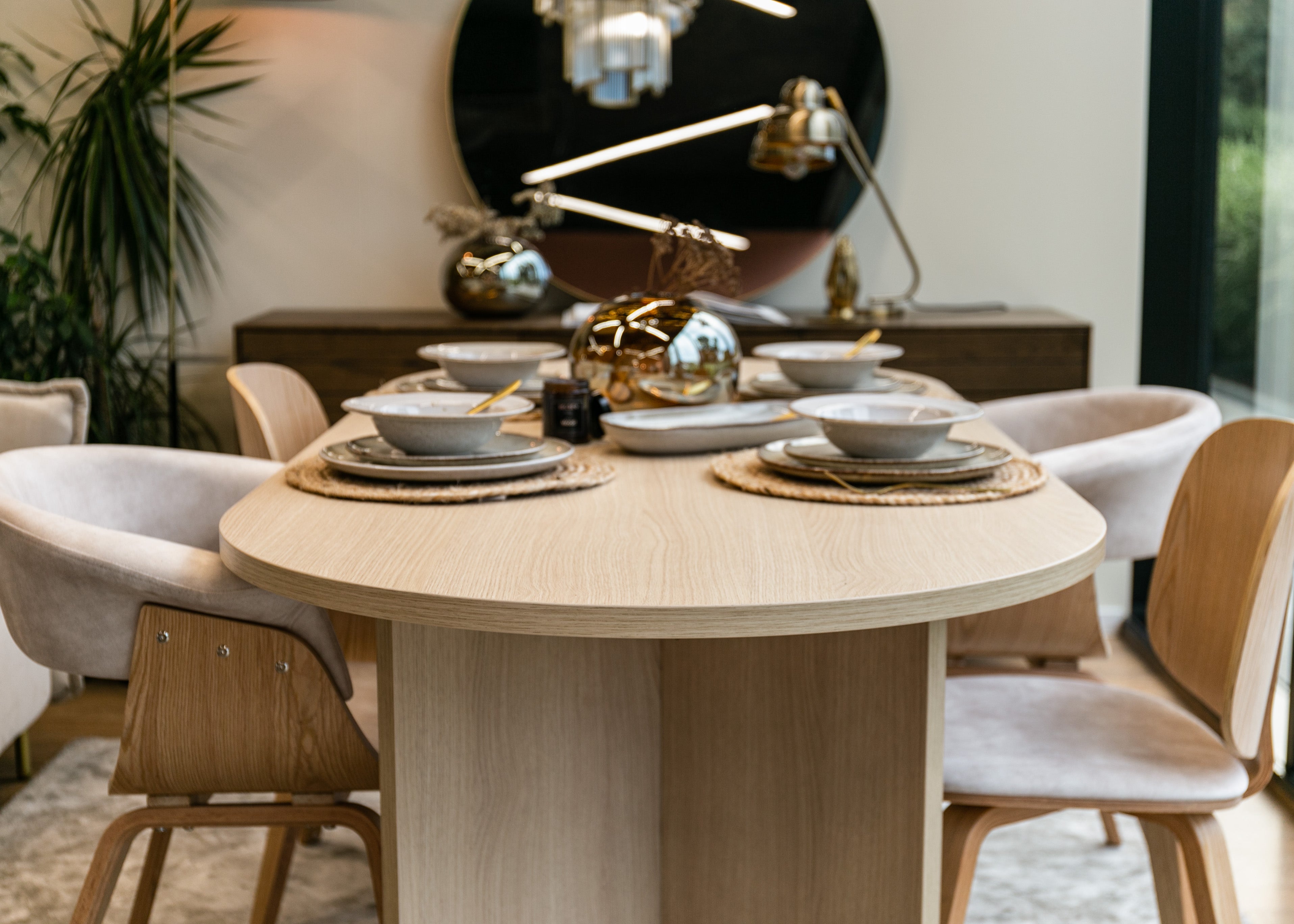 Esstisch Ovo oval 204 cm Lindberg Eiche