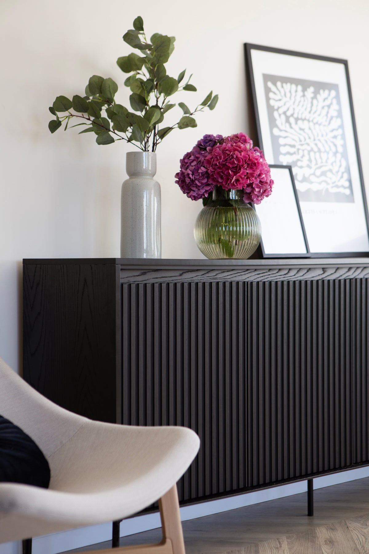 Commode basse Trend 4 portes 193 cm avec LED Noir
