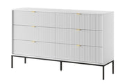 Commode six tiroirs Vellore 154 cm blanche avec façades rainurées et structure noire