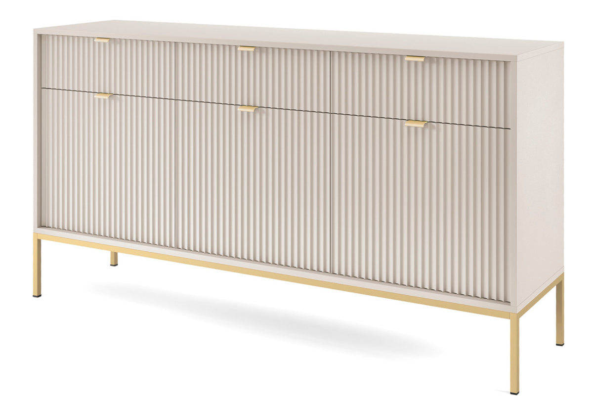 Drehtür-Kommode Vellore 154 cm Kaschmir mit gerillten Fronten und goldenem Gestell