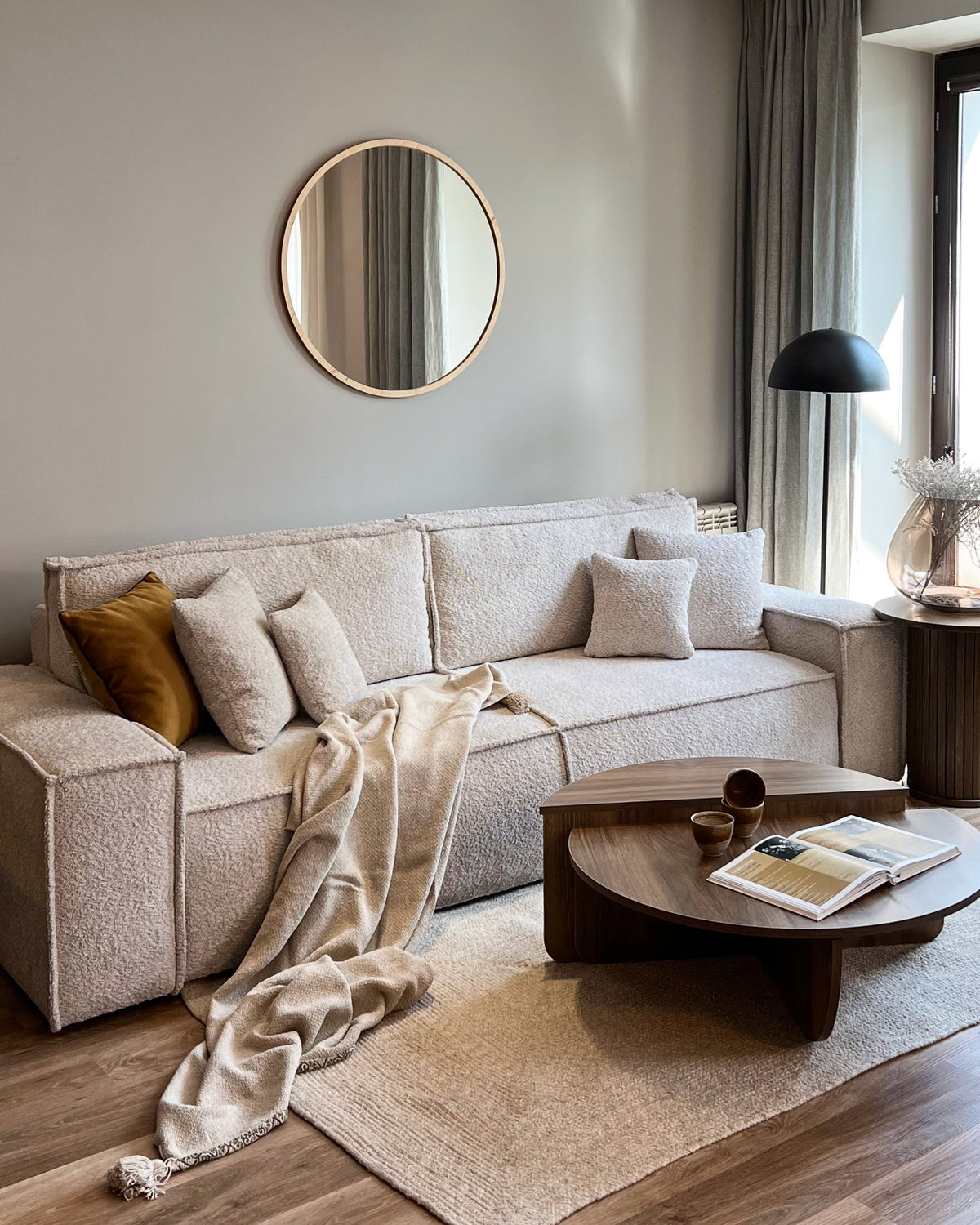 Canapé convertible 3 places Farese avec coffre beige boucle
