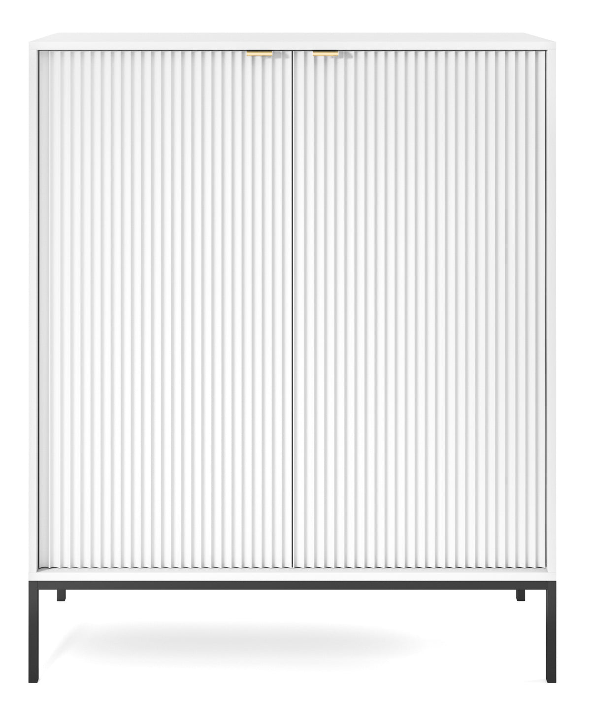 Commode haute Vellore blanche avec façades rainurées et poignées dorées