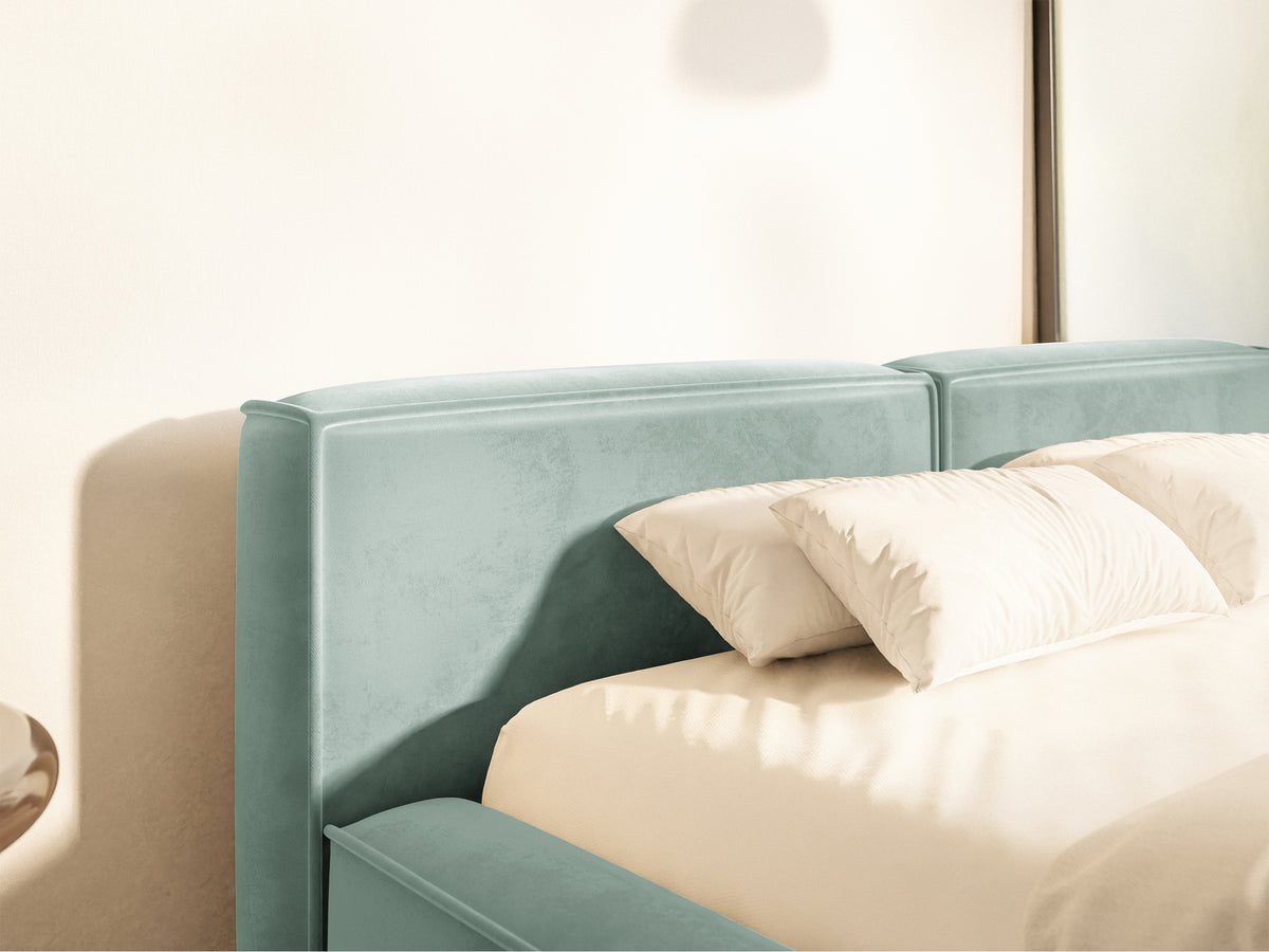Lit tapissé 200x200 cm Tilves Slim Low avec rangement, sommier métallique, velours sauge