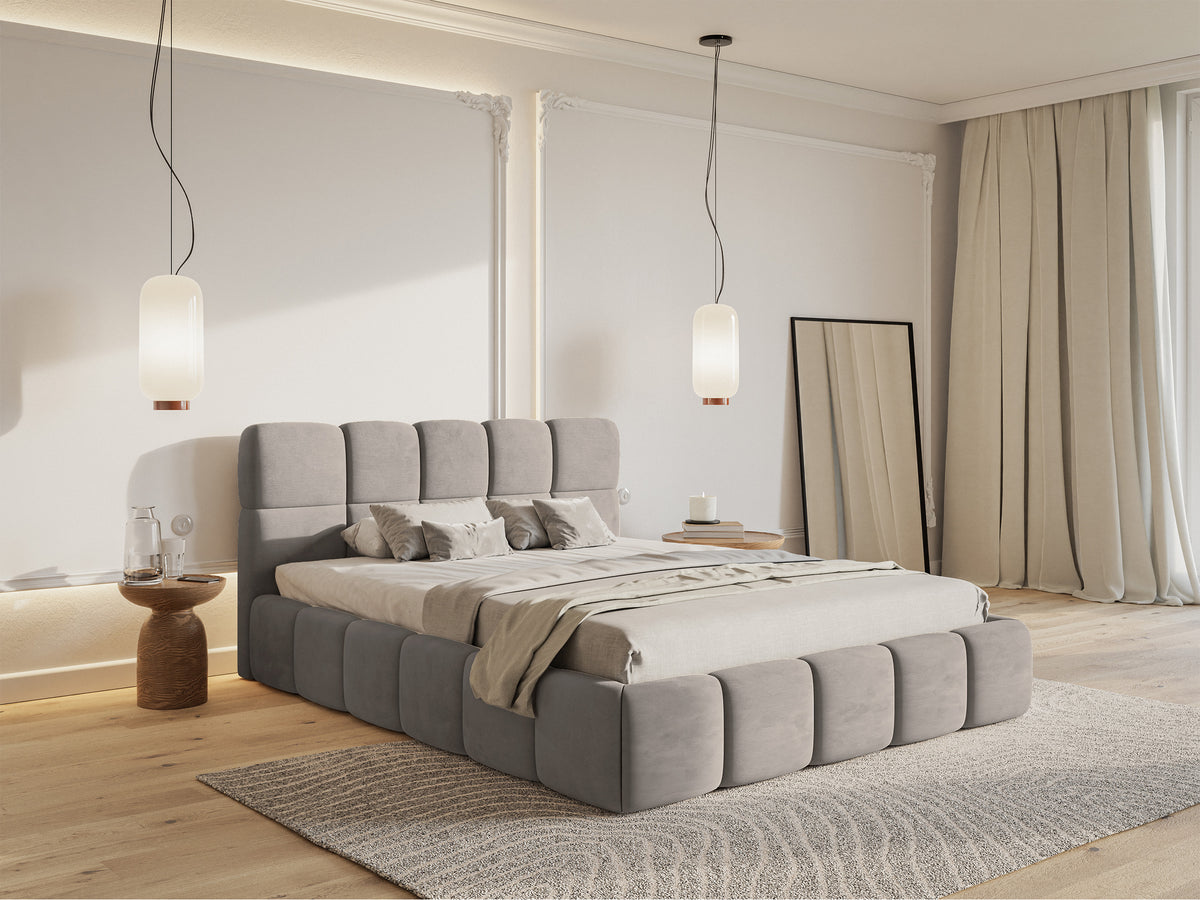Lit tapissé 180x200 cm Cloudy avec rangement, velours hydrofuge et facile à nettoyer gris clair, cadre métallique