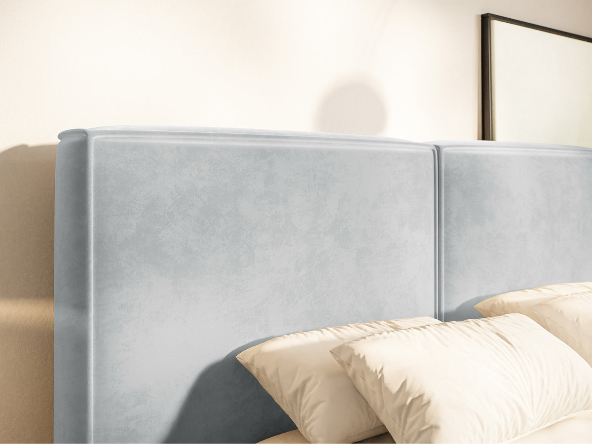 Polsterbett 140x200 cm Tilves mit Stauraum, Metallrahmen, hellgrauer Samt