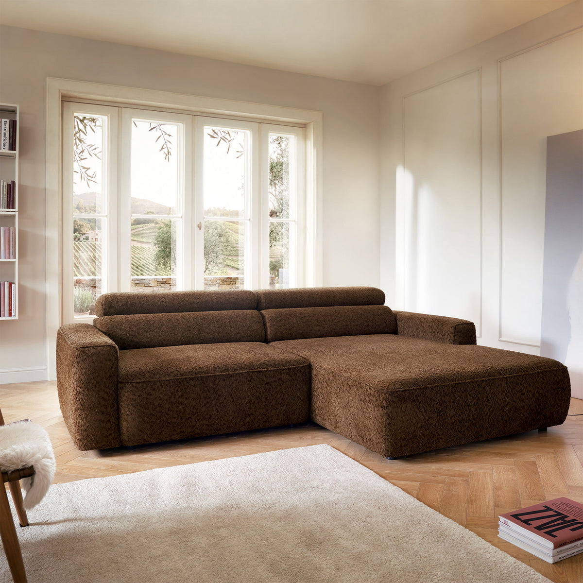 Canapé d'angle Fando avec assise électrique extensible, forme en L, droit, tissu chenille marron