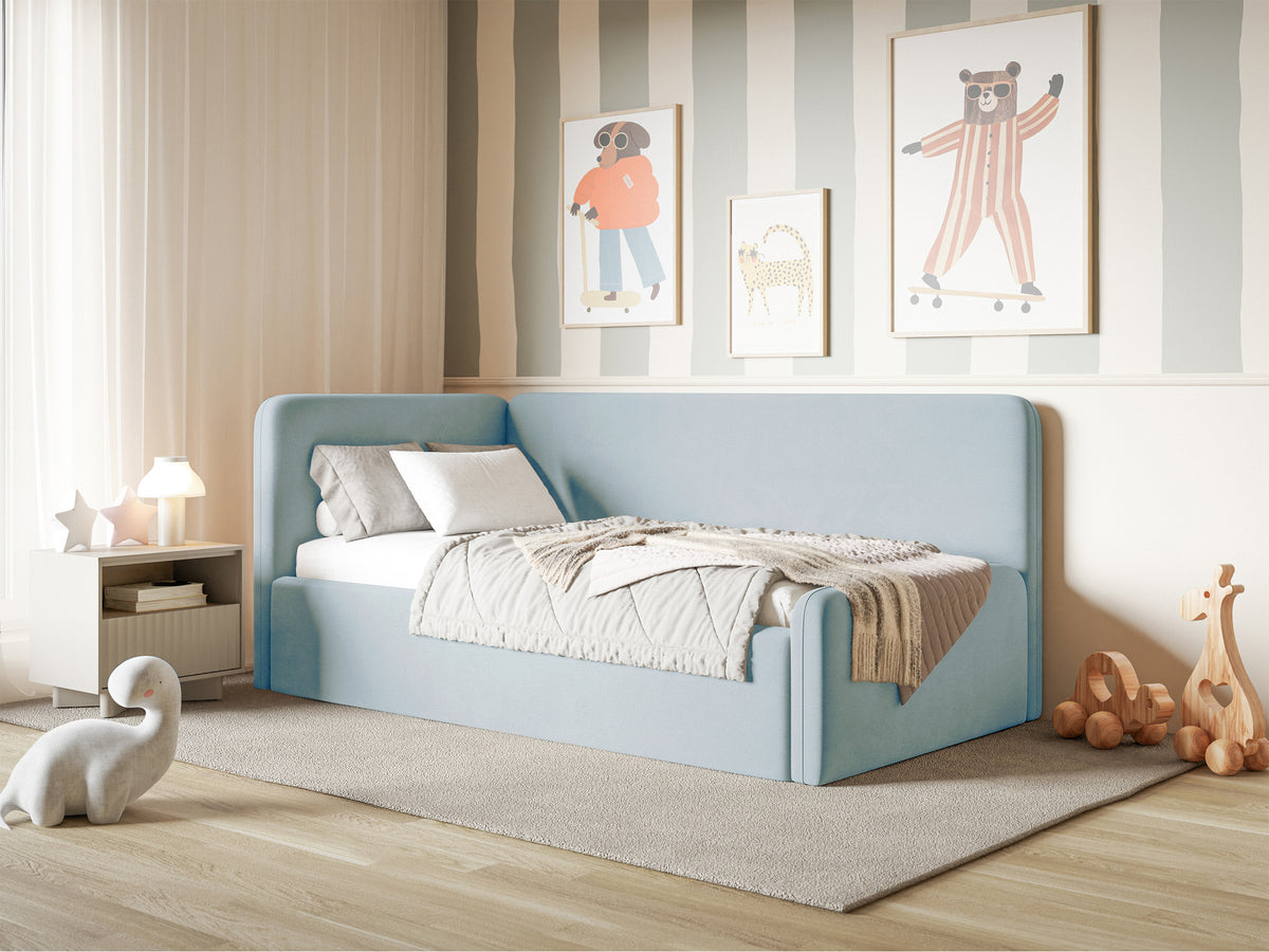 Jugendbett 90x200 cm Fanklo linksseitig mit Stauraum und blauen Samt-Hydrophob-Schutzgeländern, leicht zu reinigen