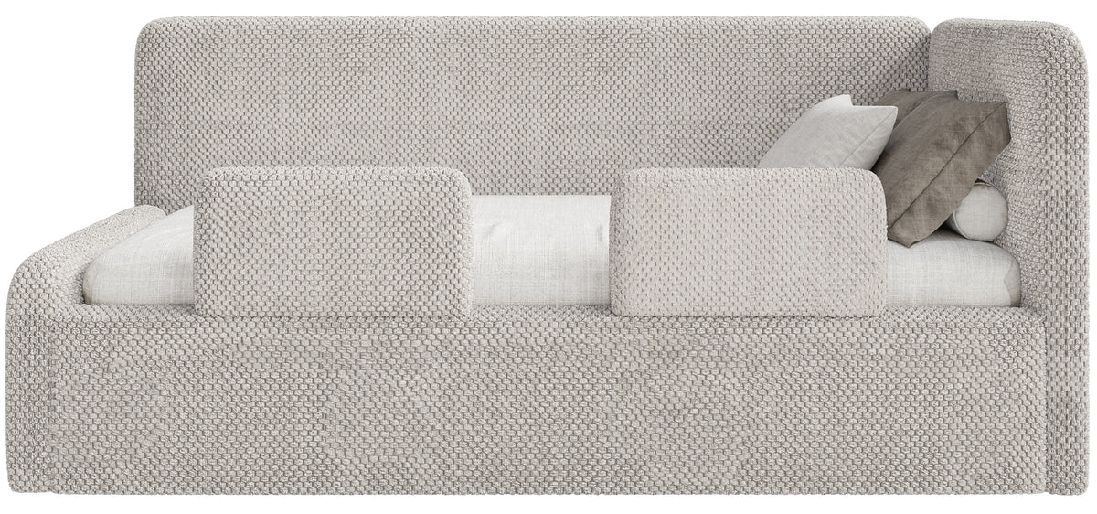 Jugendbett 90x200 cm Fanklo rechtsseitig mit Matratze, Stauraum und Geländern, grau-beige Plüsch, wasserabweisend