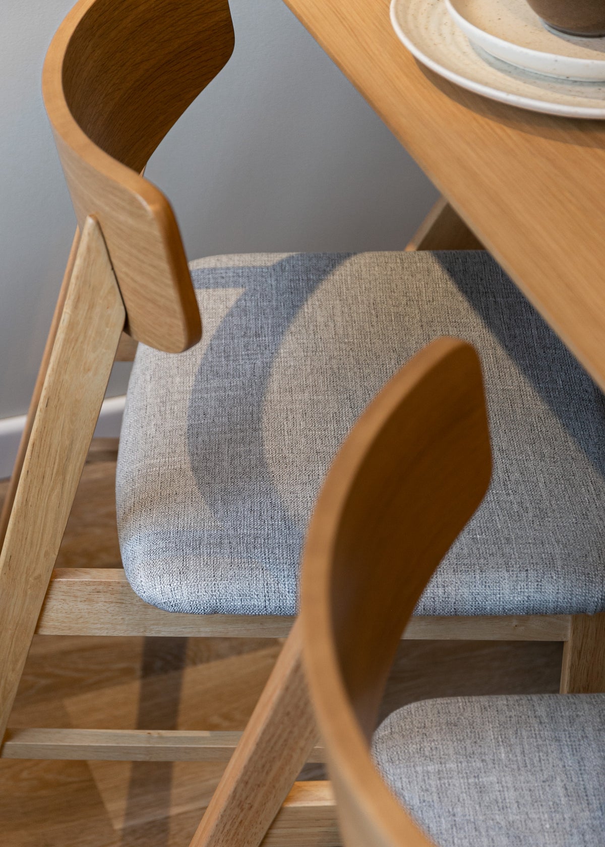 Chaise en bois Paraves chêne naturel/gris
