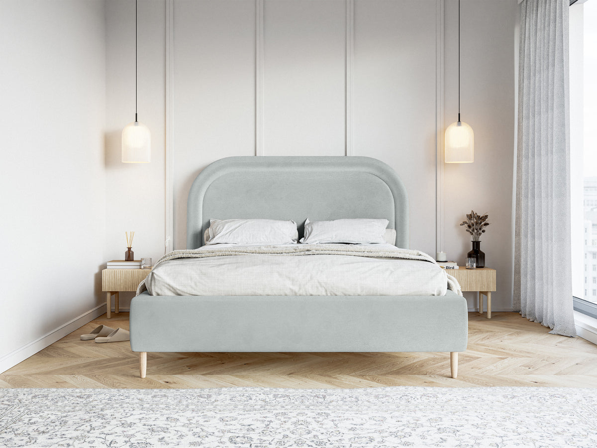 Polsterbett 180x200 cm Loreo mit Stauraum, taubenblauer Velours, wasserabweisend