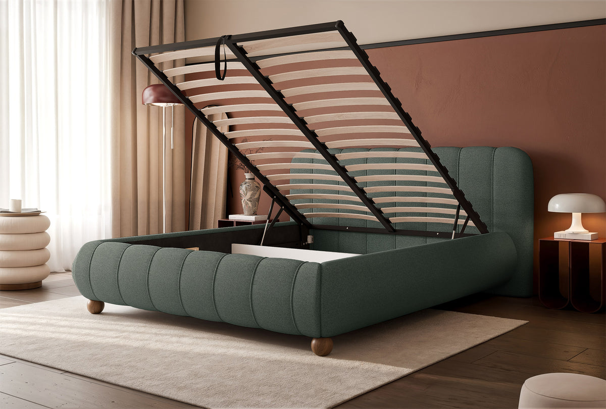 Gepolstertes Bett 200x200 cm Malunna mit Stauraum, Metallrahmen, salbeigrüner Chenille-Stoff, pflegeleicht, Beine in lackiertem Buchenholz, kugelförmig