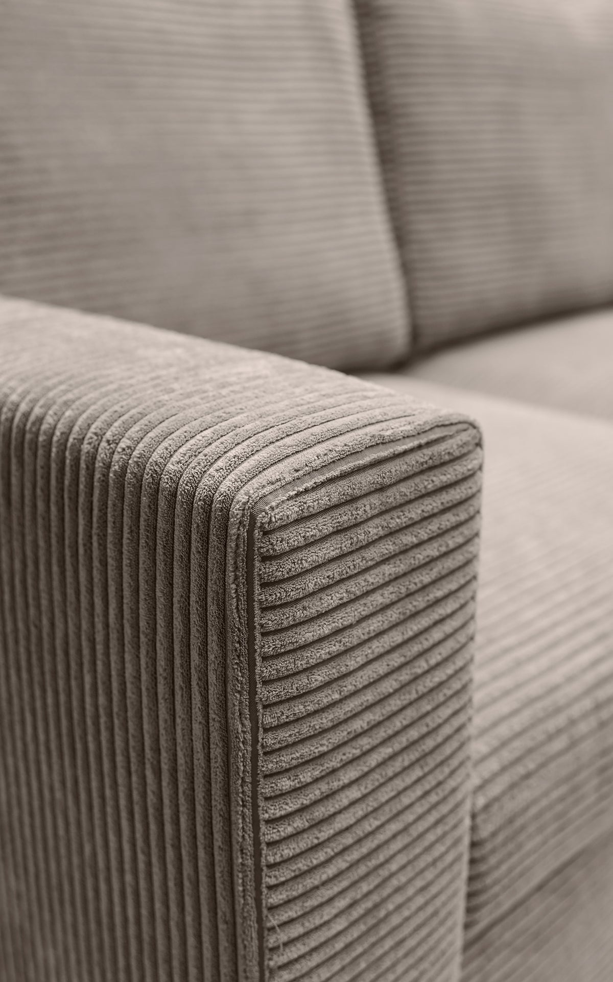 Ecksofa mit Schlaffunktion Nalika, L-förmig, mit Stauraum, beige Cord, rechtsseitig