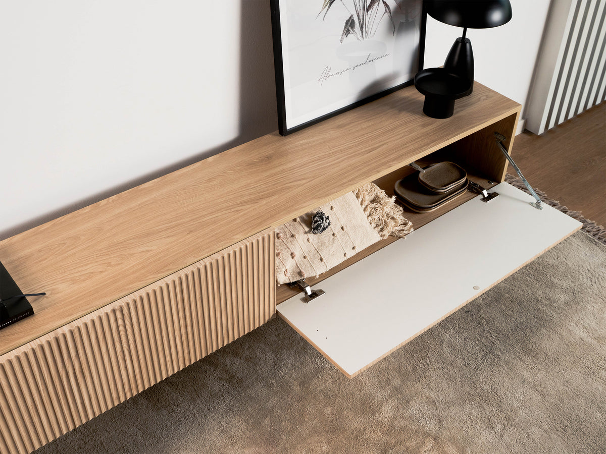 Meuble TV Nolie 175 cm sur pieds Chêne huilé