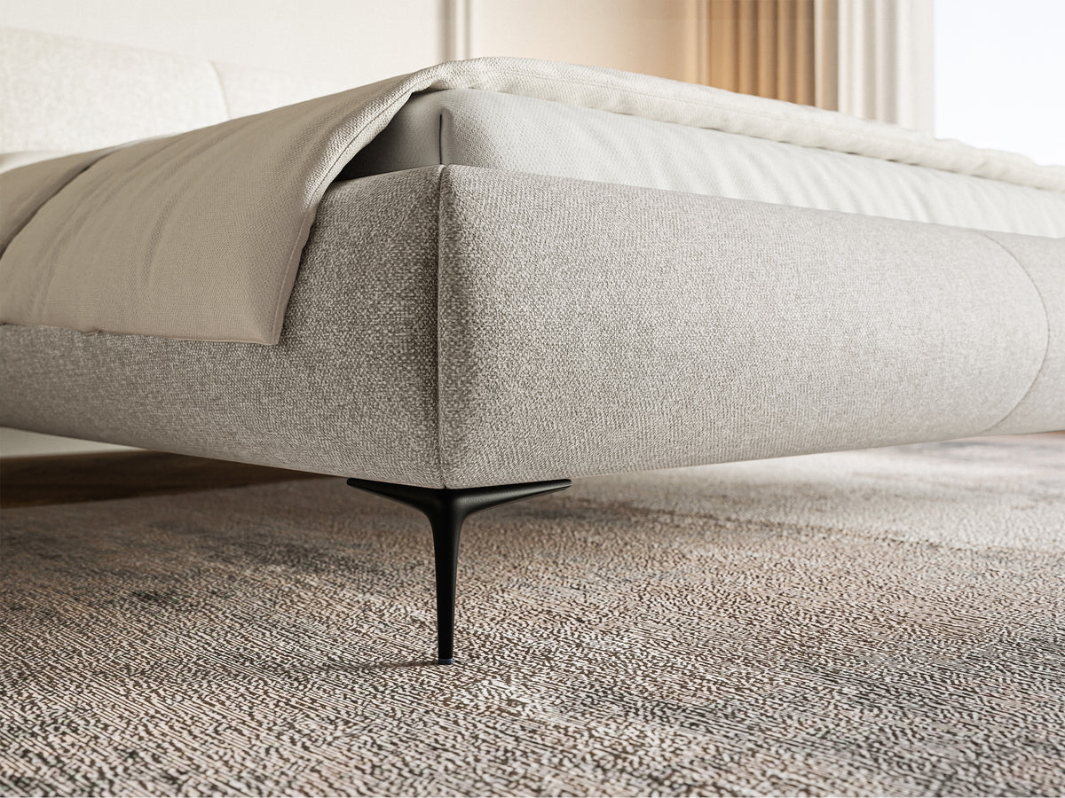 Gepolstertes Bett 160x200 cm Ovalle in grau-beige, wasserabweisendes Geflecht, schwarze Beine