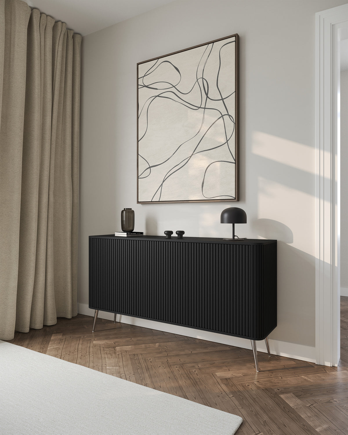 Commode trois portes Ovarlo avec rainures 163 cm noire avec pieds argentés