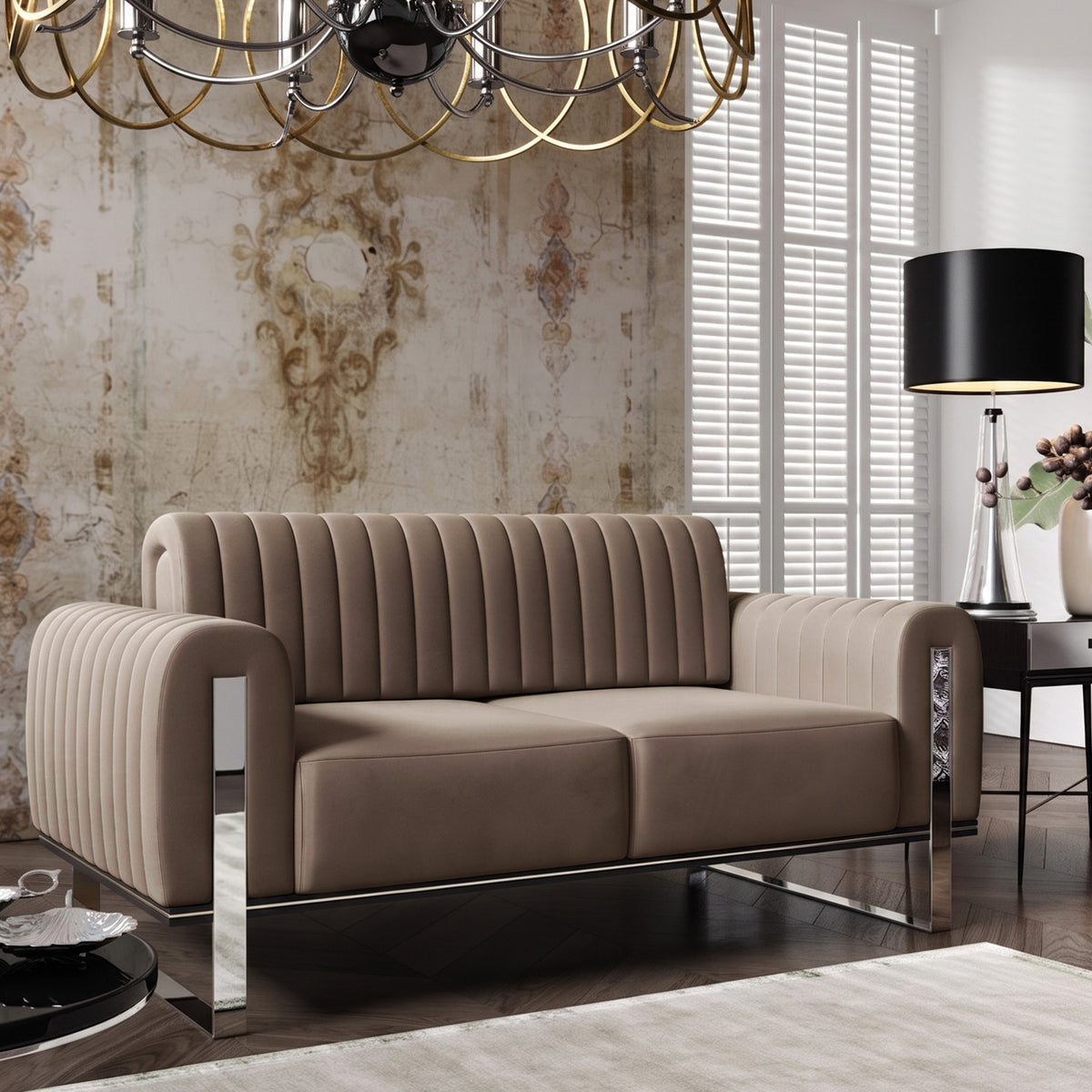 Canapé 2 places Parissa velours beige pieds chromés
