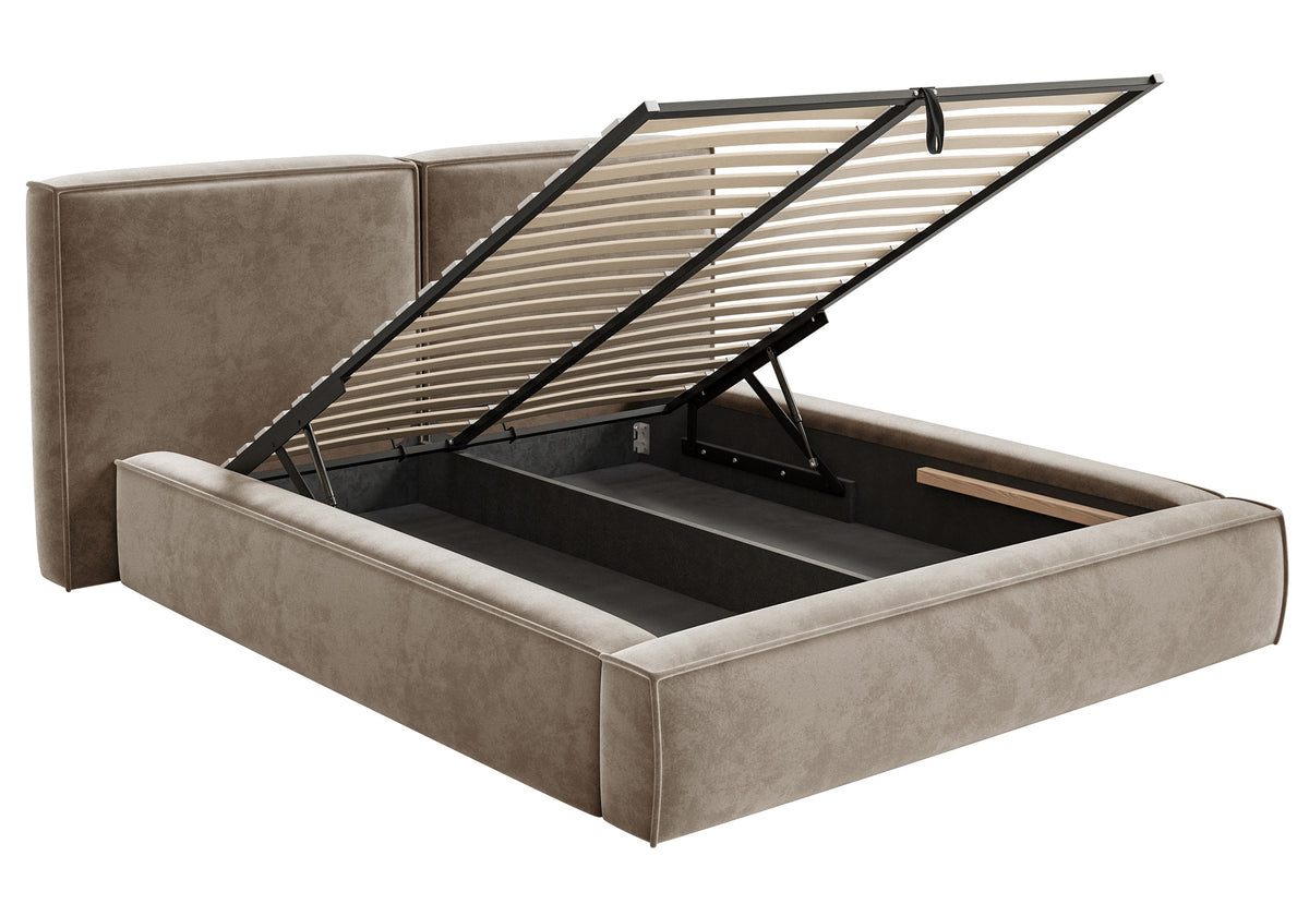 Gepolstertes Bett 180x200 cm Tilves mit Stauraum, Metallrahmen, hellbrauner Samt