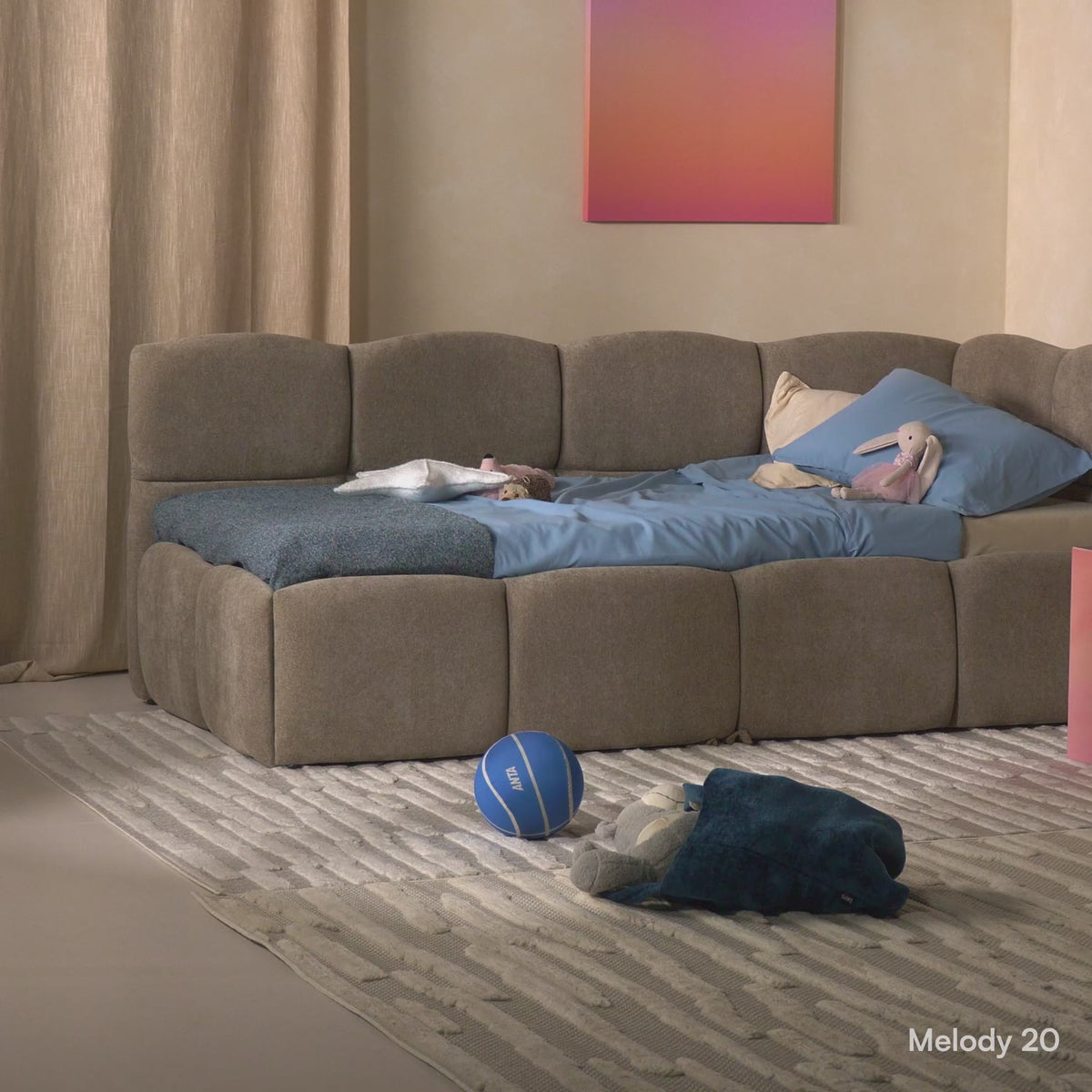 Charger la vidéo : Lit d'adolescent 90x200 cm Cloudy avec tiroir coulissant droit et matelas en chenille gris clair
