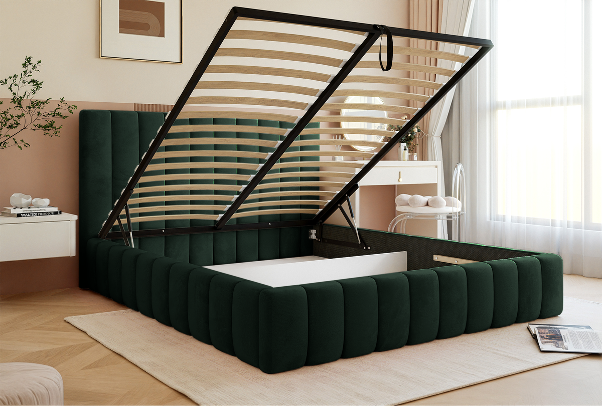 Lit tapissé 140x200 cm Fiarro avec rangement pour linge de lit, velours vert foncé, cadre métallique