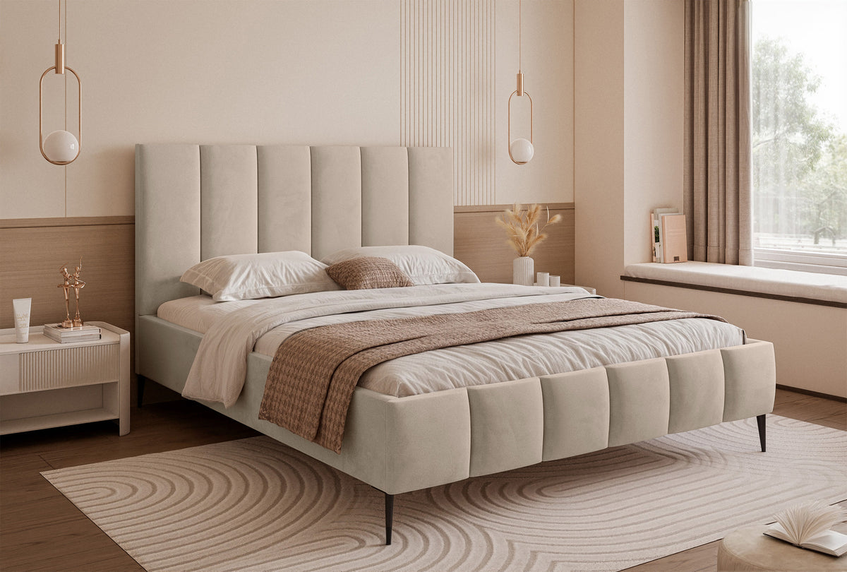 Lit tapissé 140x200 cm Sarafino avec coffre de rangement beige velours cadre métallique sur pieds hauts