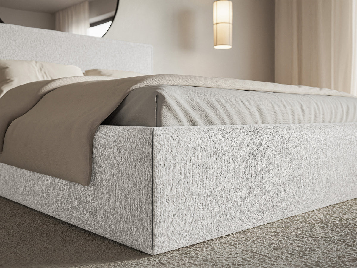 Polsterbett 200x200 cm Softie Slim mit Stauraum, hellgrauer Chenille-Stoff, Metallrahmen