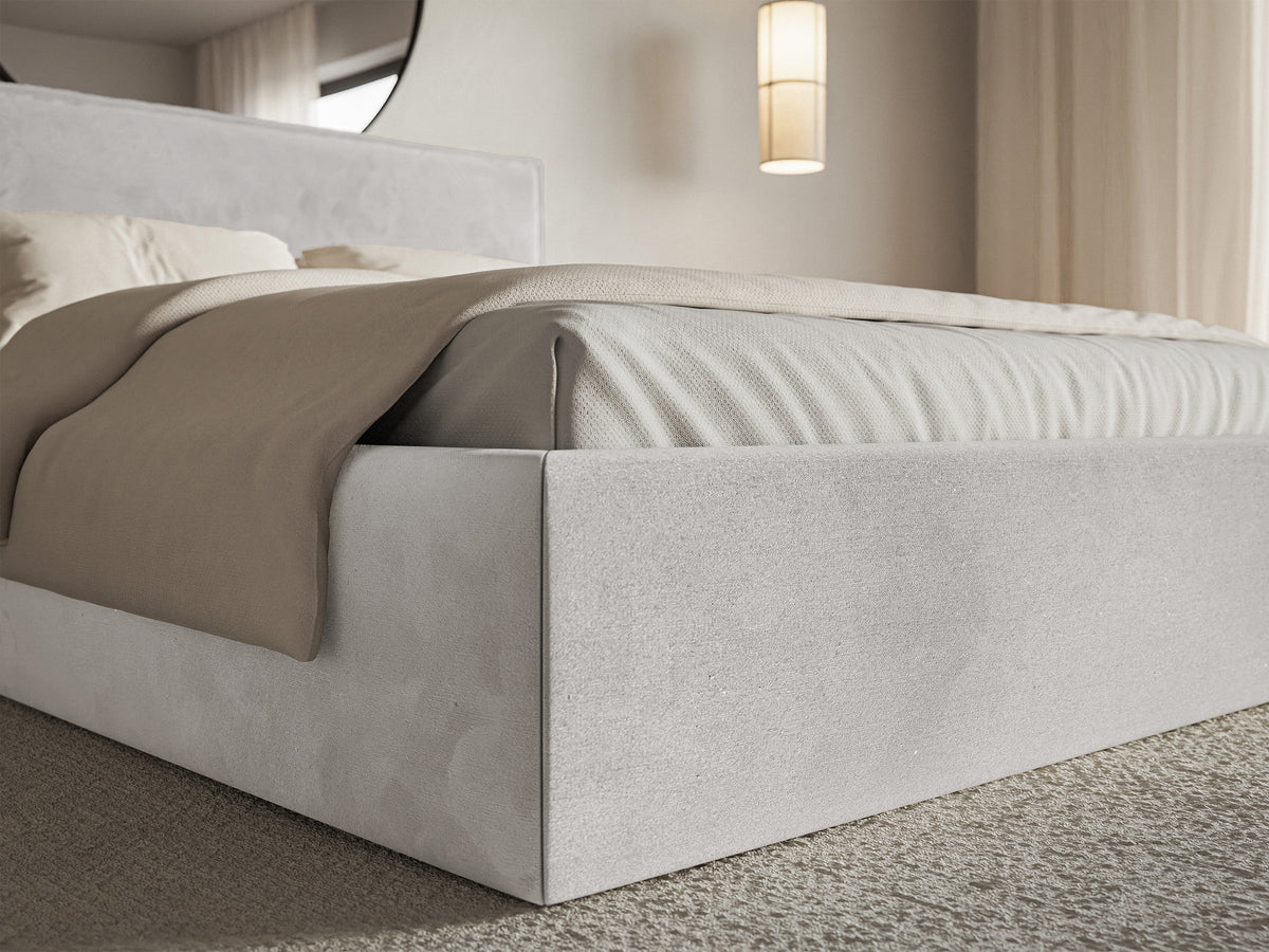 Polsterbett 140x200 cm Softie Slim mit Stauraum, hellgrauer hydrophober Samt, Metallrahmen