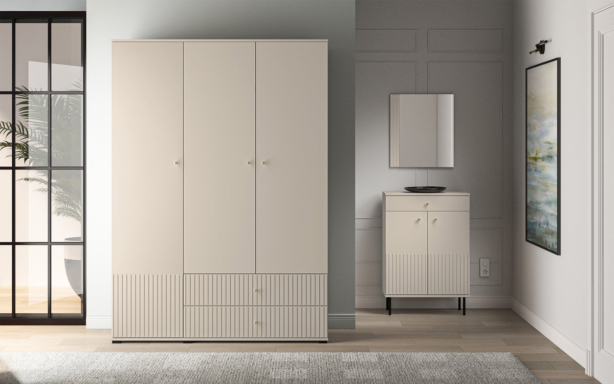 Armoire trois portes Caletto 150 cm avec deux tiroirs et lames décoratives beige