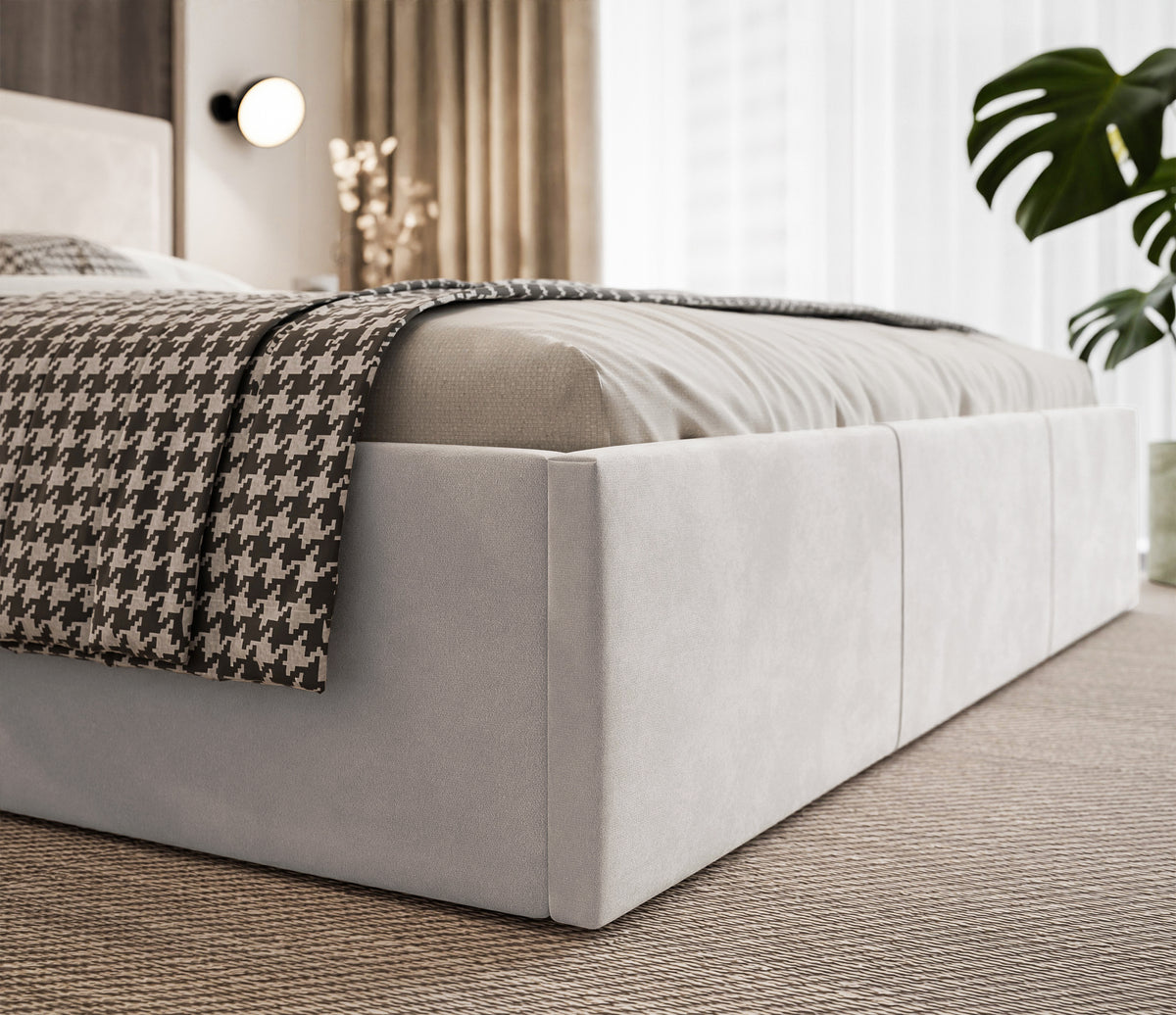 Gepolstertes Bett 160x200 cm Soave II mit Stauraum und Metallrahmen, hellbeiger Samt