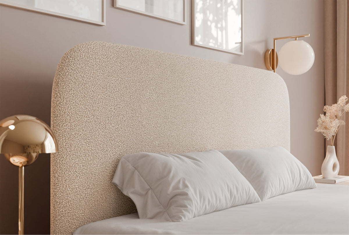 Lit tapissé 180x200 cm Sonvivo avec coffre de rangement pour linge de lit, boucle crème, cadre métallique