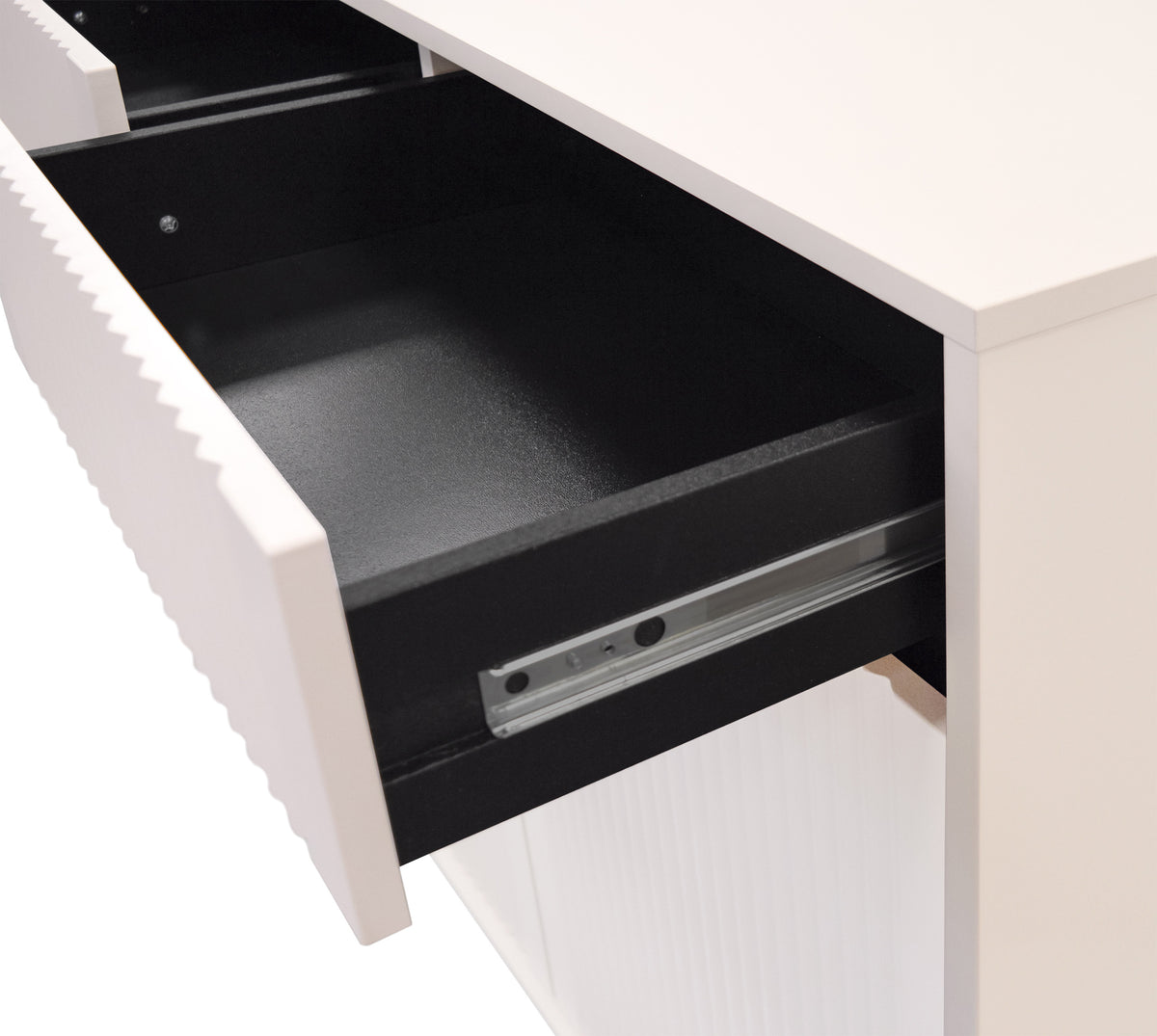 Commode deux portes Osaka avec deux tiroirs et façades rainurées 100 cm beige sable sur pieds noirs
