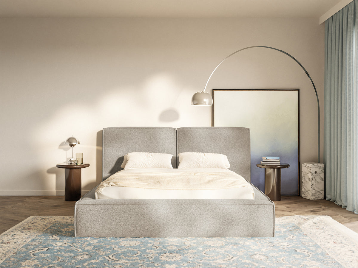 Gepolstertes Bett 200x200 cm Tilves mit Stauraum, Metallrahmen, grau-braunes Bouclé