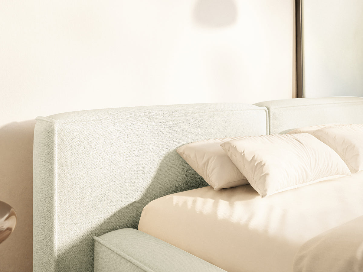 Lit tapissé 180x200 cm Tilves Low avec rangement, cadre métallique, chenille crème