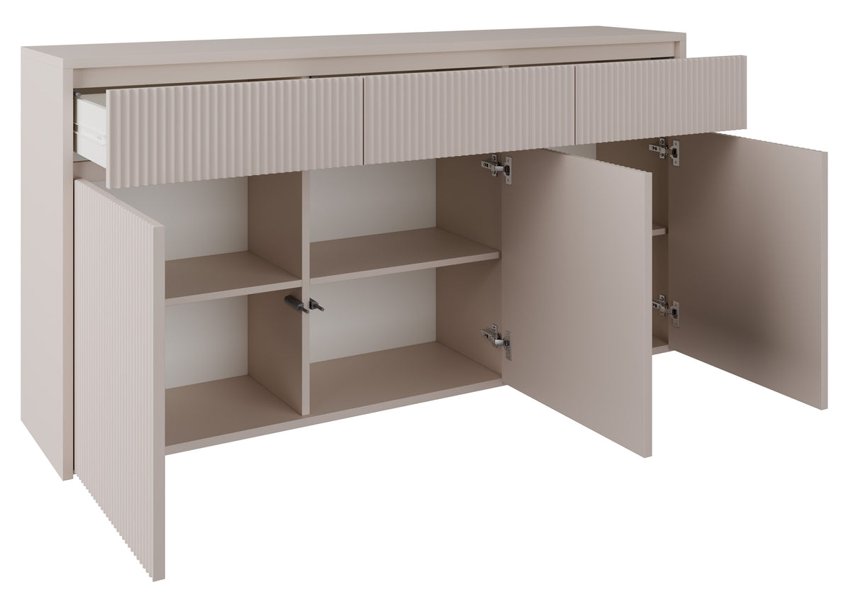 Commode trois portes Vemmi avec trois tiroirs 155 cm et façade rainurée cachemire