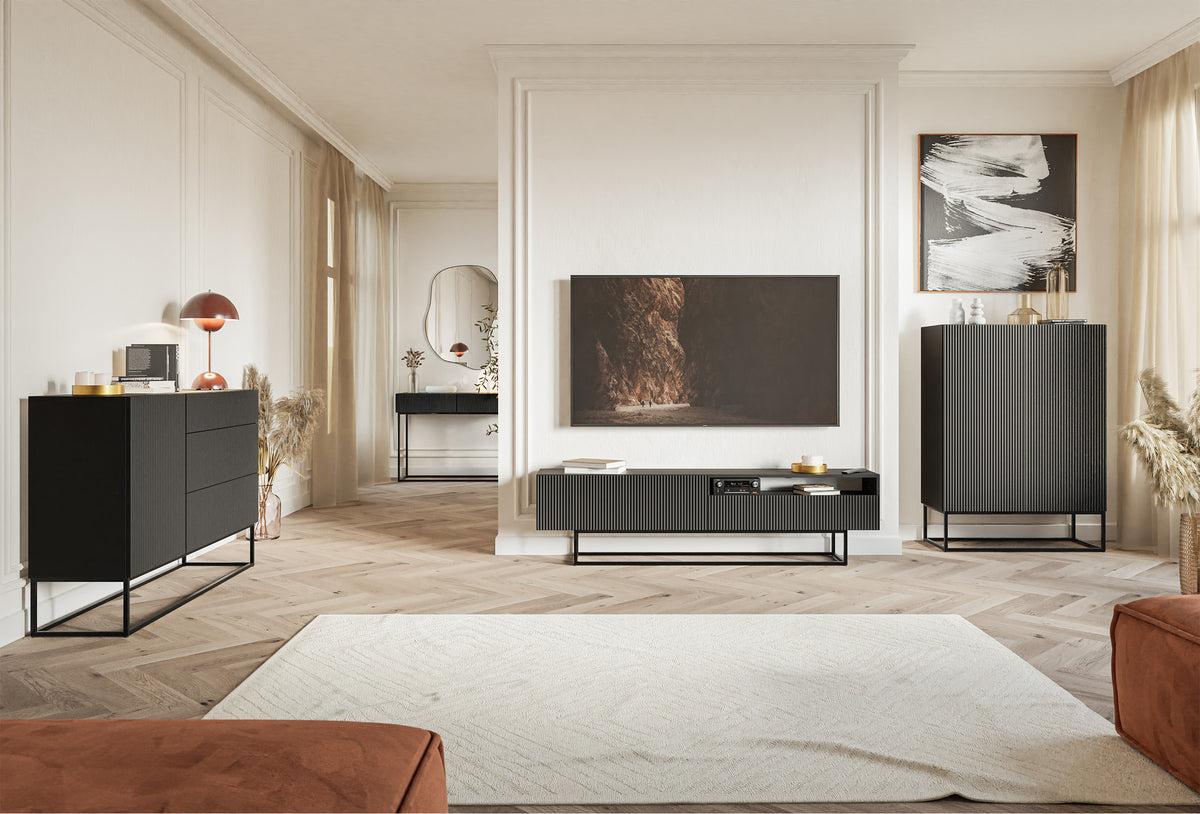 Meuble TV Veldio avec façade rainurée et niche 175 cm Noir avec pieds noirs