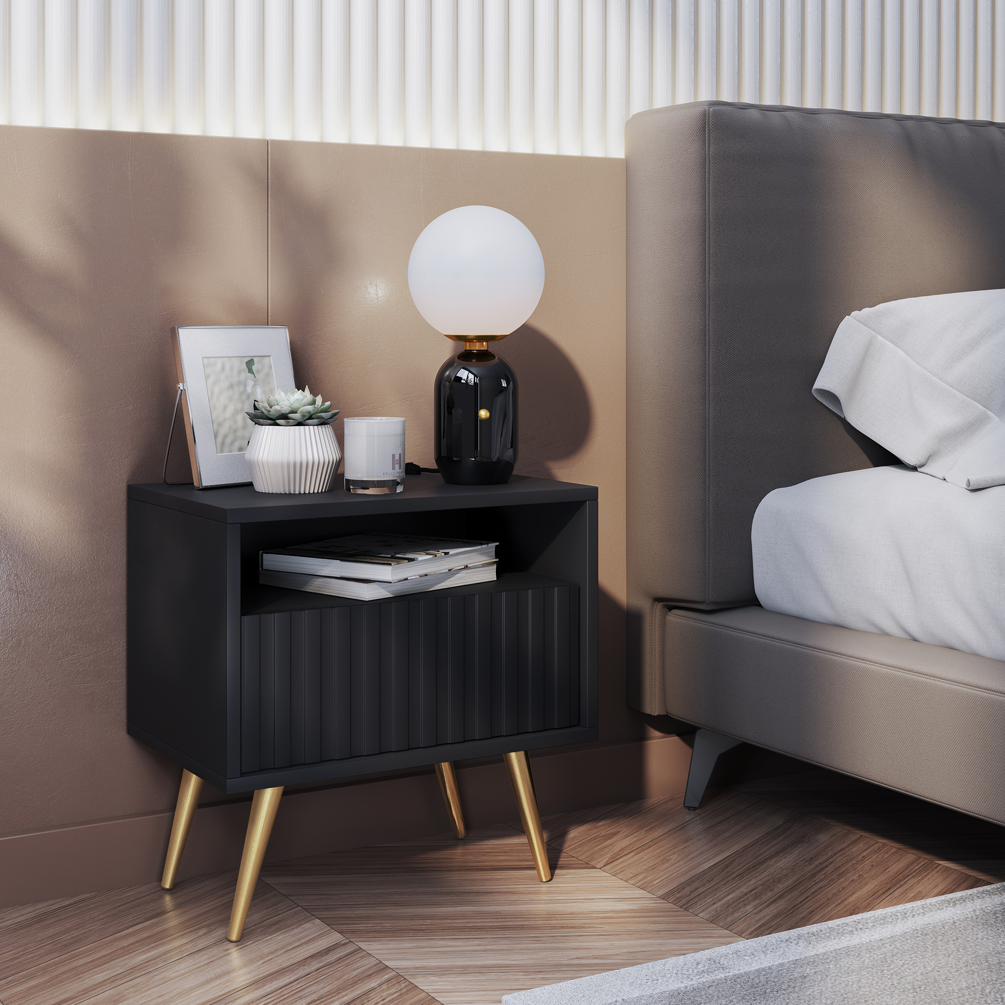 Table de chevet Bello avec un tiroir à façade lamellaire, noire avec pieds dorés
