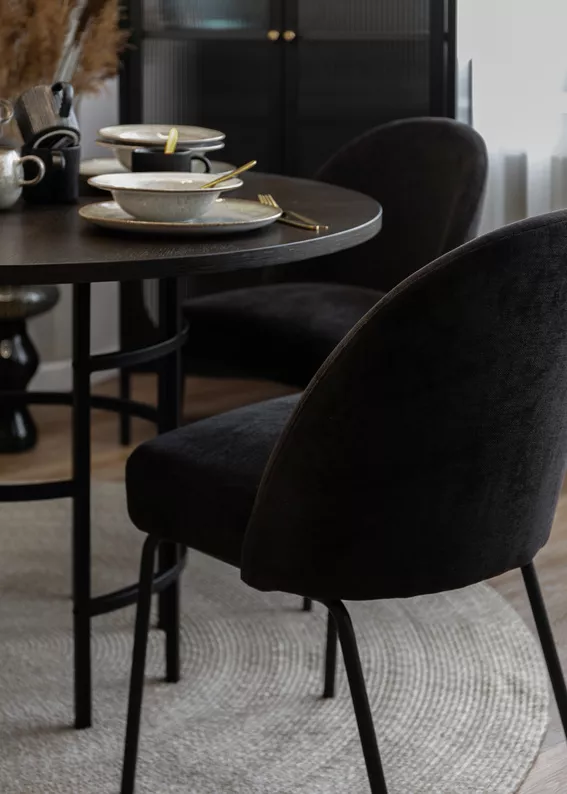 Chaise rembourrée en chenille noire Nelicials