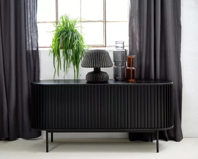 Commode large Ovitties à lamelles noires