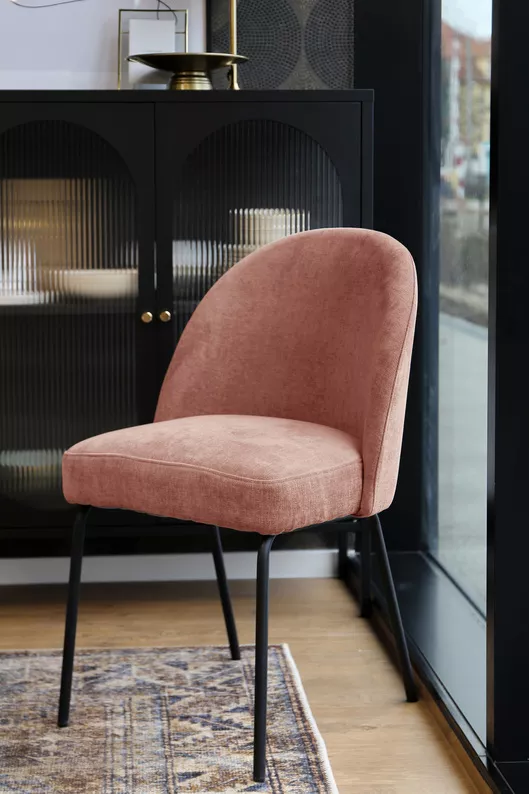 Chaise capitonnée en chenille rose Nelicials